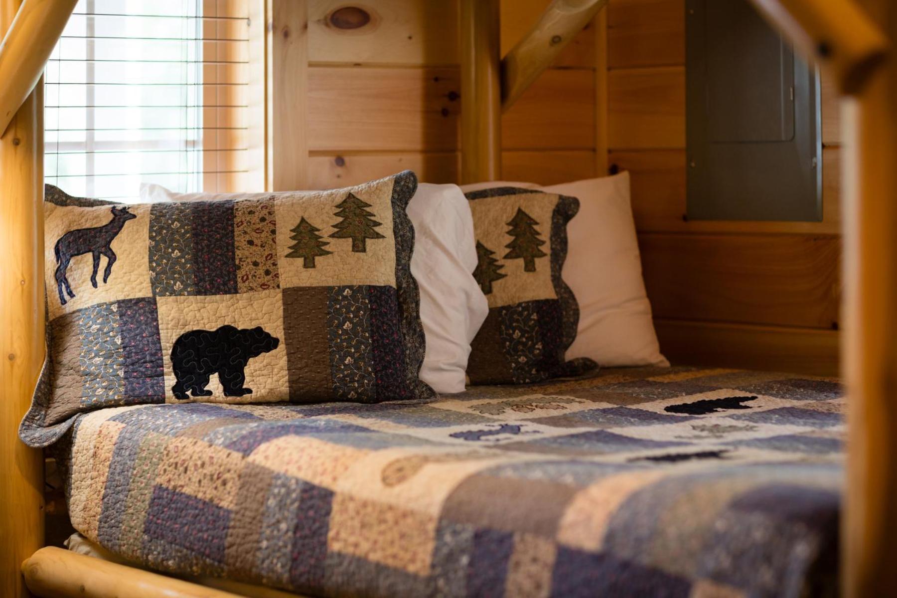 비둘기 포지 Bear Clubhouse Hot Tub, 1Mile From The Parkway, 900 In Free Tickets! 빌라 외부 사진