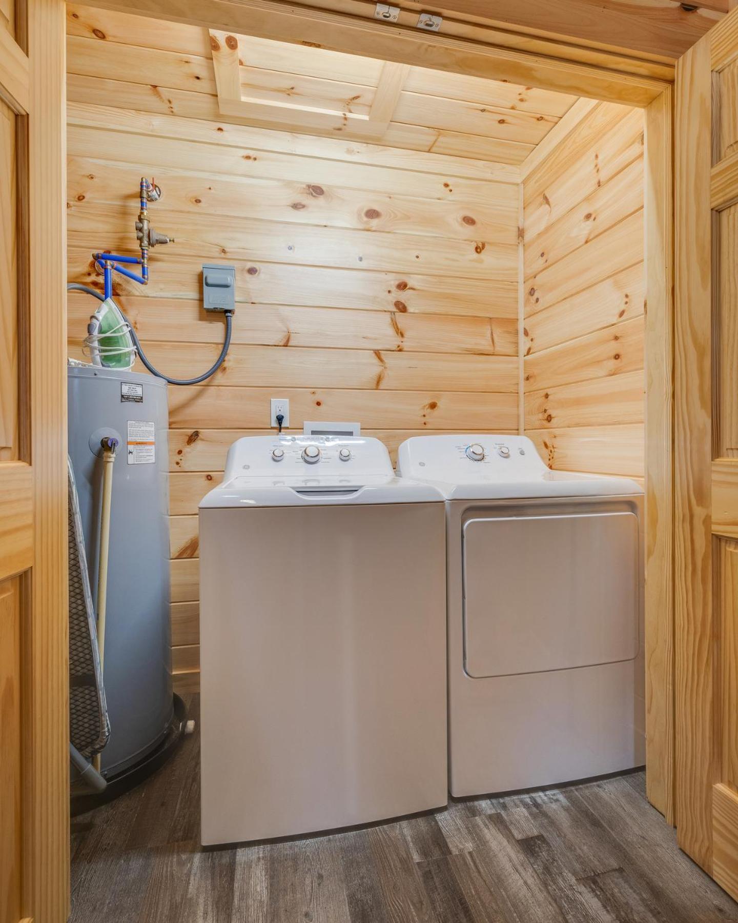 비둘기 포지 Bear Clubhouse Hot Tub, 1Mile From The Parkway, 900 In Free Tickets! 빌라 외부 사진
