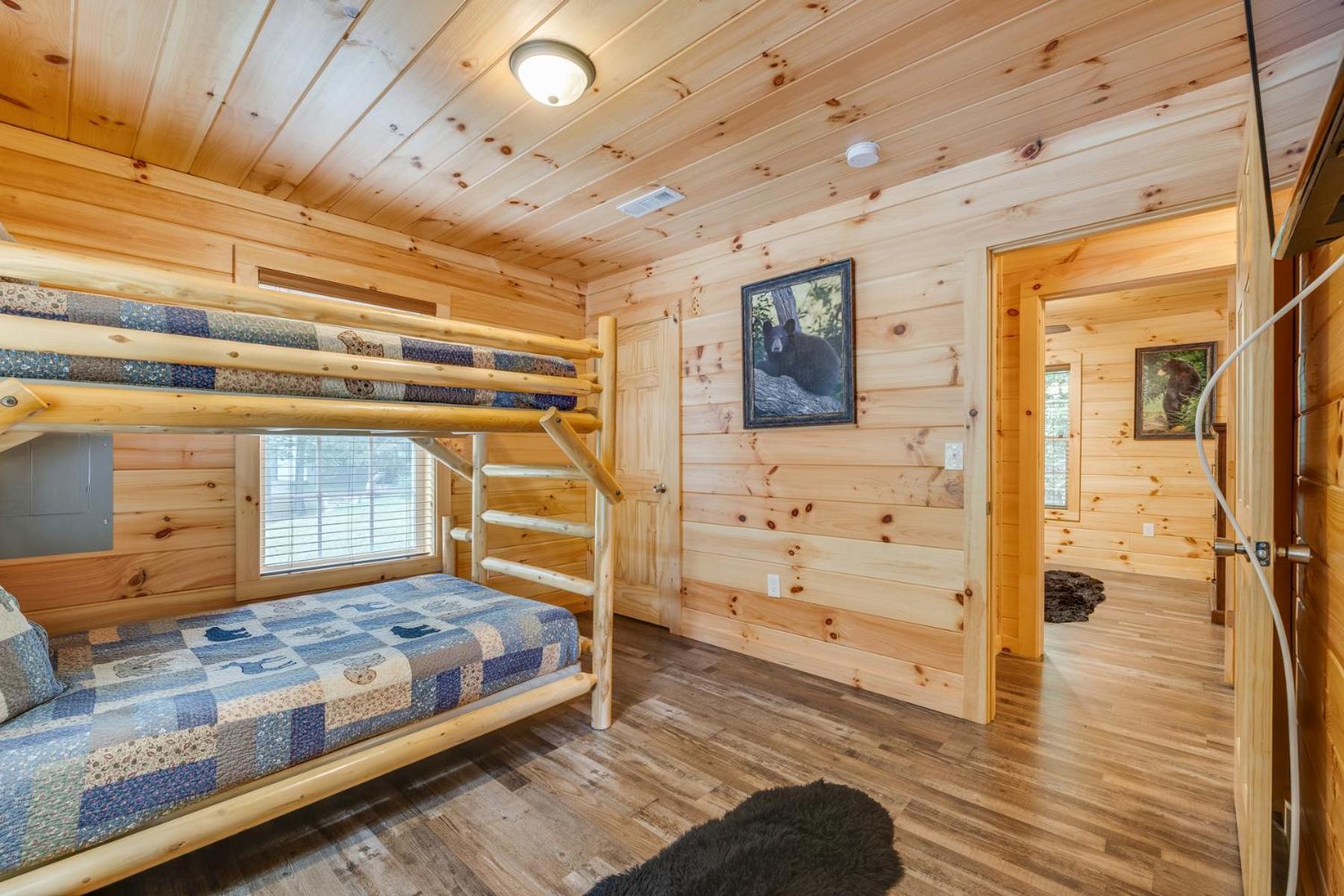 비둘기 포지 Bear Clubhouse Hot Tub, 1Mile From The Parkway, 900 In Free Tickets! 빌라 외부 사진