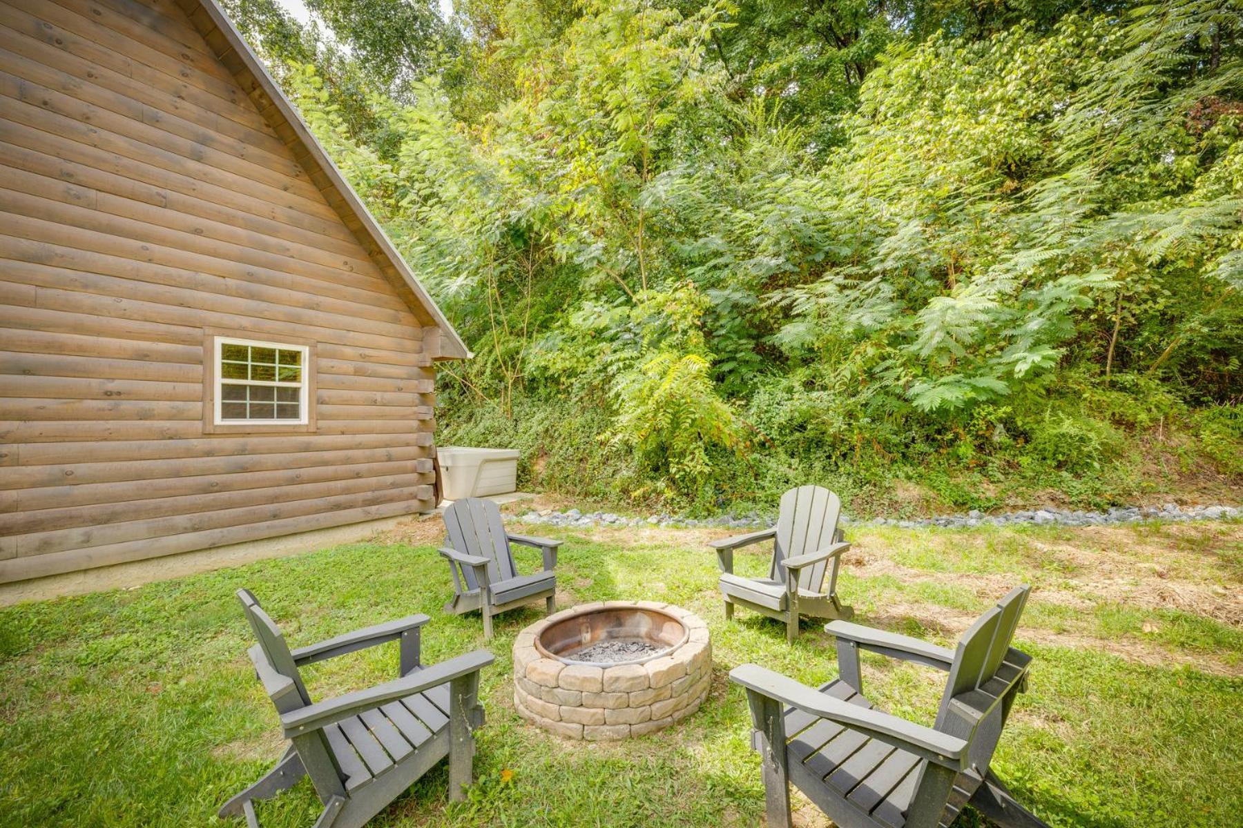 비둘기 포지 Bear Clubhouse Hot Tub, 1Mile From The Parkway, 900 In Free Tickets! 빌라 외부 사진